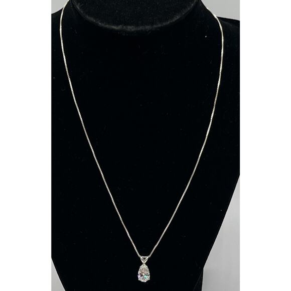 14kt White Gold 2 Carat Pear Lab Diamond Color Grade G-H Clarity Grade SI1-S12 - Picture 5 of 16